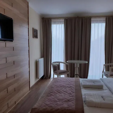 Secret Garden Adults Only 4*