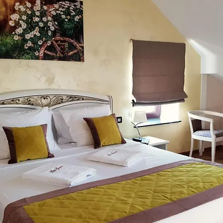 Secret Garden Adults Only فندق مبيت وإفطار فورين