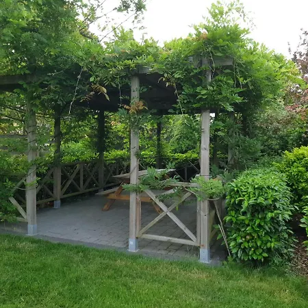 Secret Garden Adults Only فندق مبيت وإفطار 4*