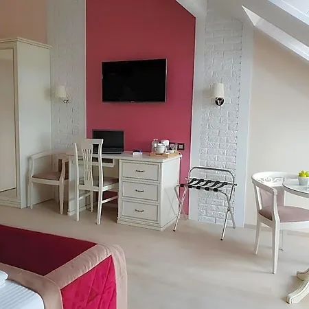 Secret Garden Adults Only Oda ve Kahvaltı 4*