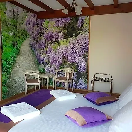 Secret Garden Adults Only 4*